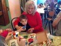 В Бредах волонтеры серебряного возраста проводят творческие мастер-классы для воспитанников Центра помощи детям, оставшимся без попечения родителей